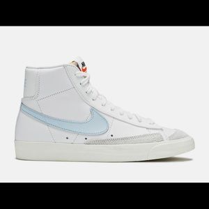 nike women's blazer mid 77 blue NWT